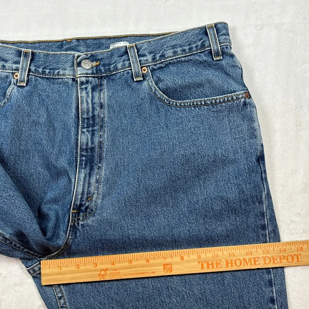 Vintage Y2K Levi's 550 Relaxed Fit Jeans Men's 40x32 (Fits 38x33) Medium‎ Wash